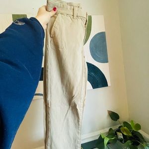 American Eagle Khaki